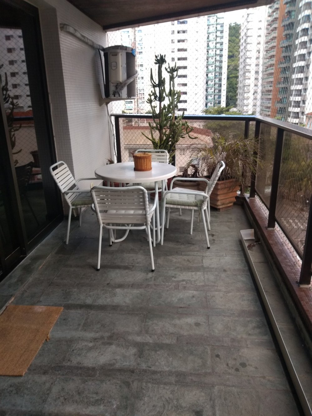 Apartamento - Venda - Pitangueiras - Guaruj - SP